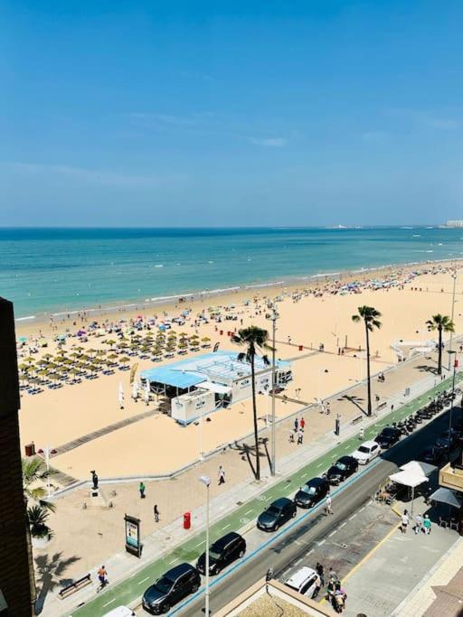 Apartamento A Pie De Playa. Καντίζ Εξωτερικό φωτογραφία